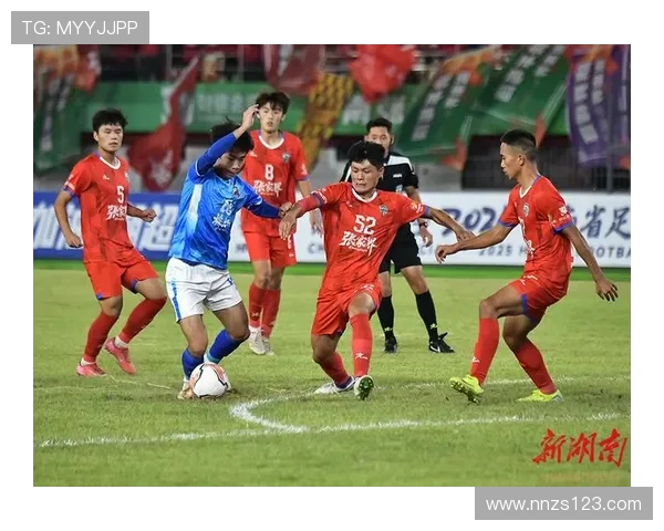 株洲足球队崛起之路:从草根到职业联赛的坚韧拼搏与精彩表现 株洲足球队崛起之路:从草根到职业联赛的坚韧拼搏与精彩表现