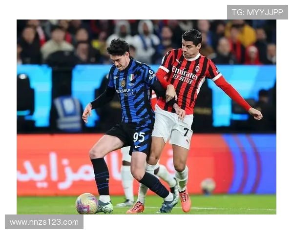 足球世界的激情碰撞与未来发展:从技术革新到战术变革的全景透视 足球世界的激情碰撞与未来发展:从技术革新到战术变革的全景透视