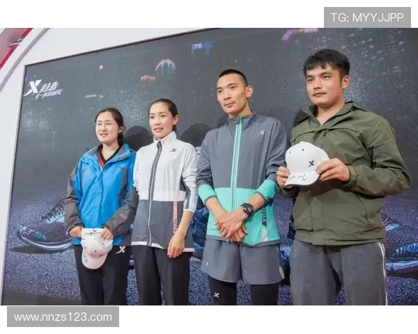 武汉攀岩队在马拉松大满贯中的团队协作表现精彩点评与分析