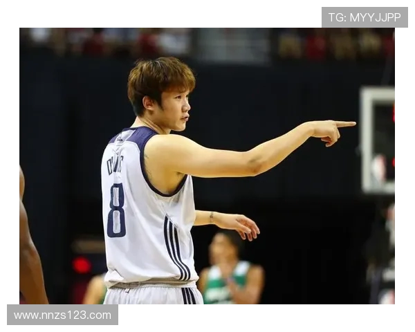 丁彦雨航浴火重生再战赛场展现中国篮球顽强拼搏精神 丁彦雨航浴火重生再战赛场展现中国篮球顽强拼搏精神